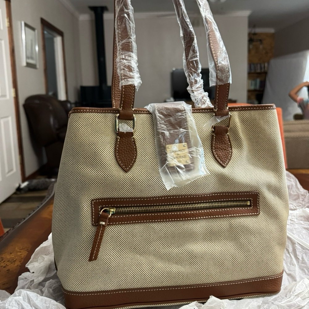 Dooney Bourke Tote Body Purse